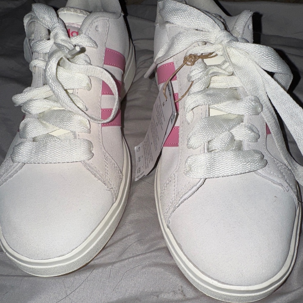 Adidas Grand Court 2 Low Women's Leather Casual Fashion Shoes Sneakers NIB